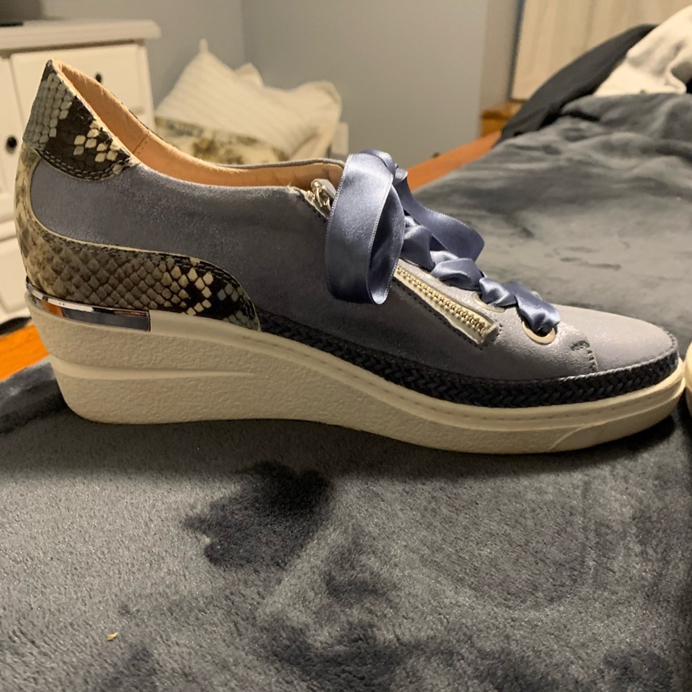 Softwaves Arch Support Shoes